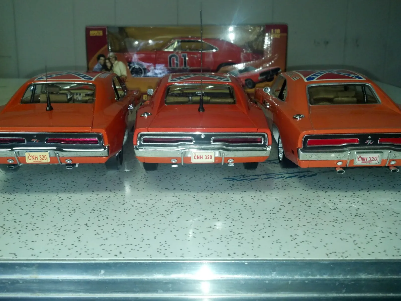 /img/49126-general-lee-diecast-1-24-metal.webp