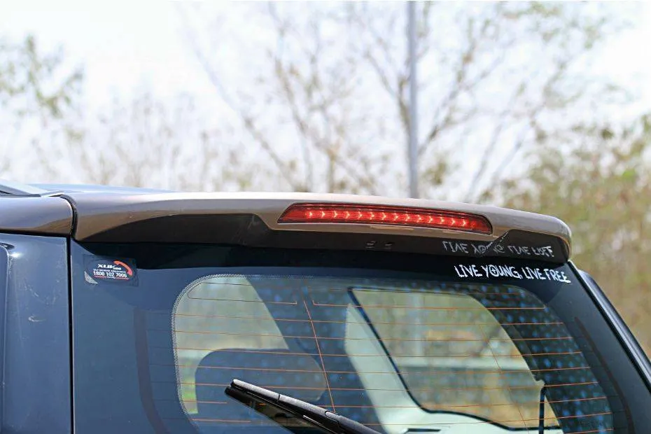 49137 xuv500 diecast market