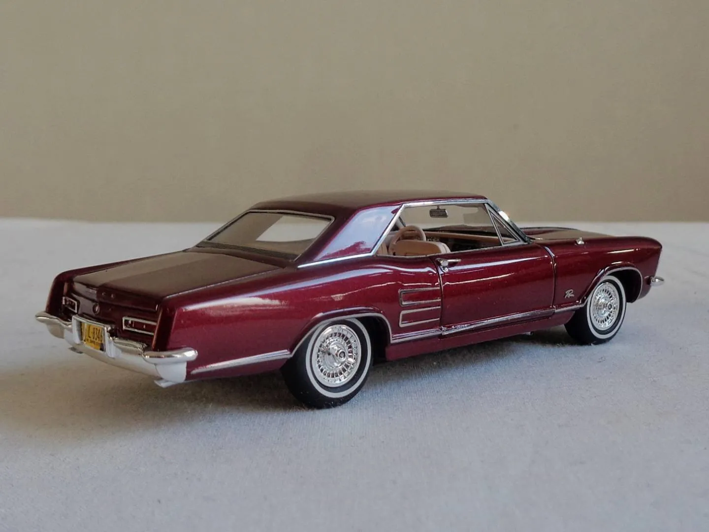 /img/49151-riviera-diecast-collecting.webp