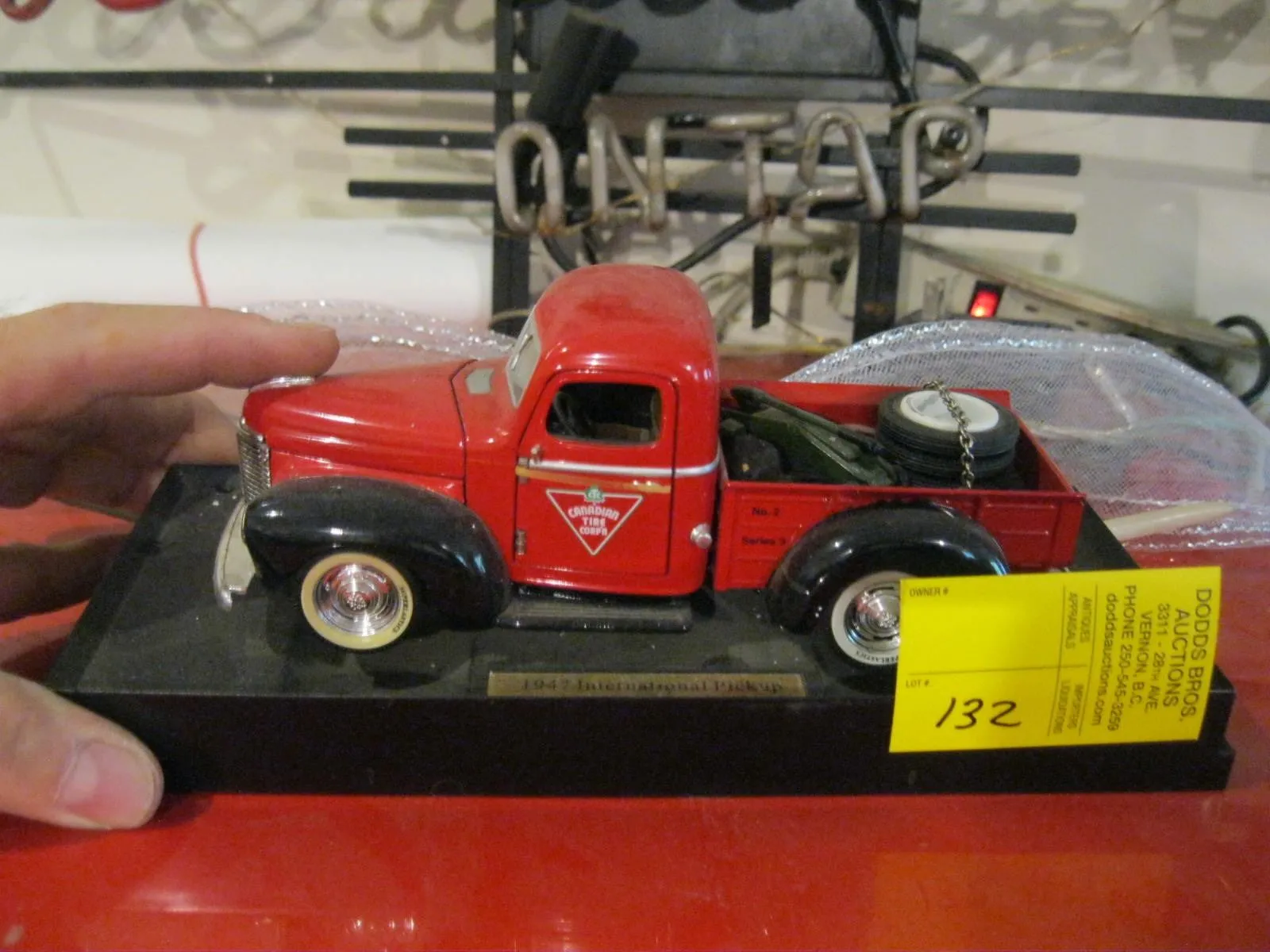 49155 canadian tire branding truck