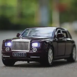 /img/49158-rolls-royce-ghost-diecast-manufacturing.webp
