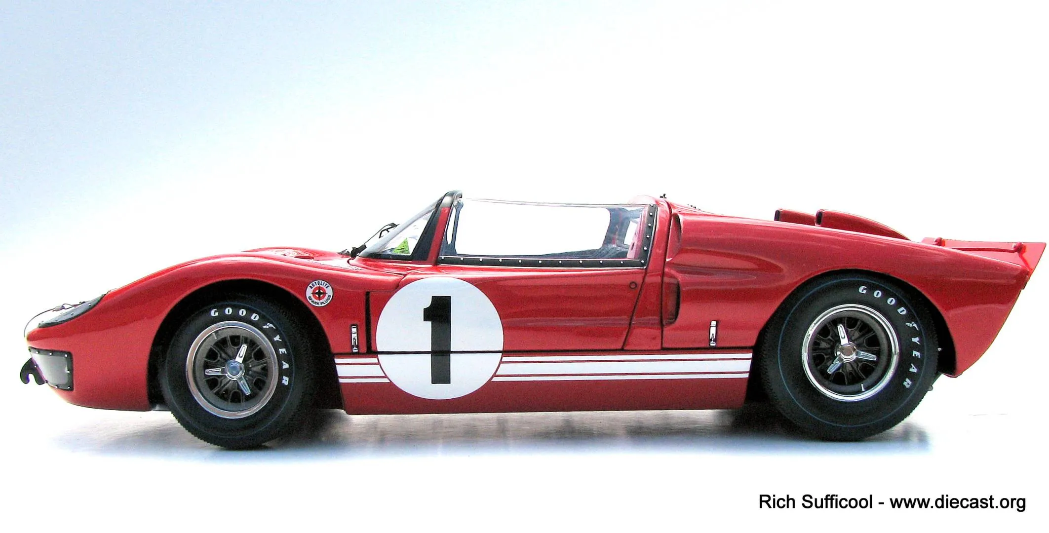 49200 gt40 diecast model 3