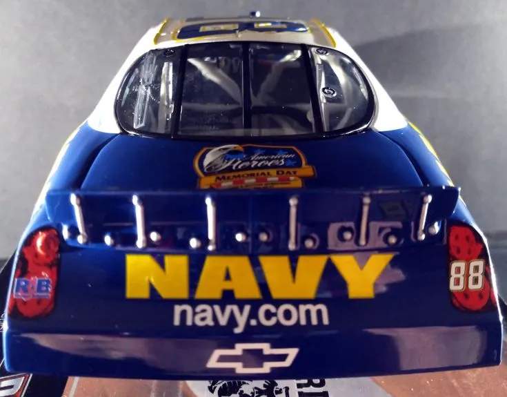 /img/49202-nascar-diecast-bundle-where-to-buy.webp