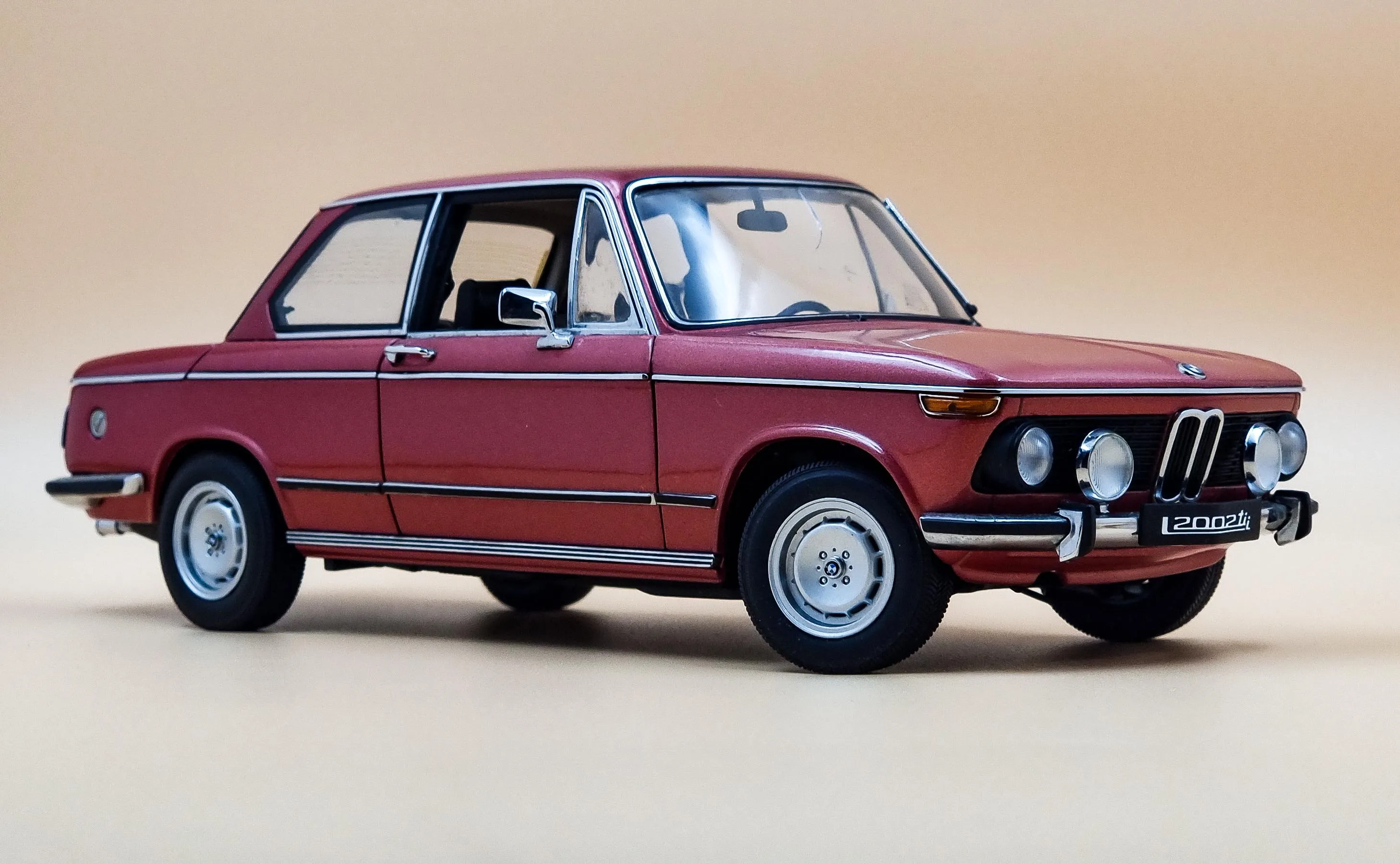 49203 bmw 2002 turbo diecast