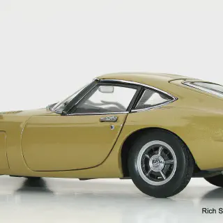 /img/49205-diecast-toyota-2000gt-marketplace.webp