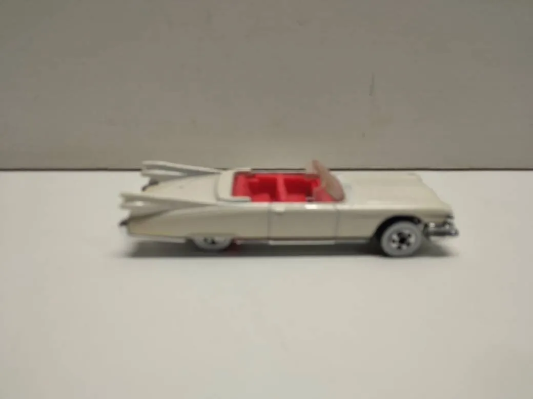 49209 cadillac fleetwood brougham diecast