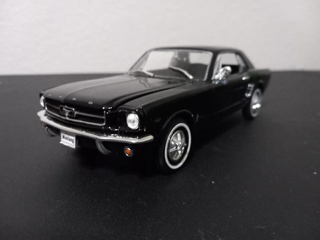 49220 1964 mustang diecast scale comparison