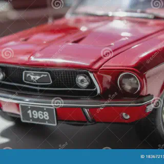 /img/49243-mustang-diecast-display.webp