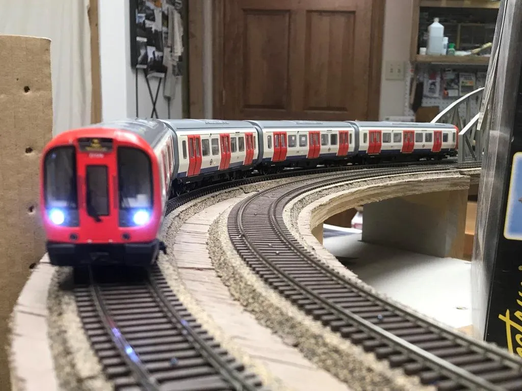 49266 diecast london underground trains construction