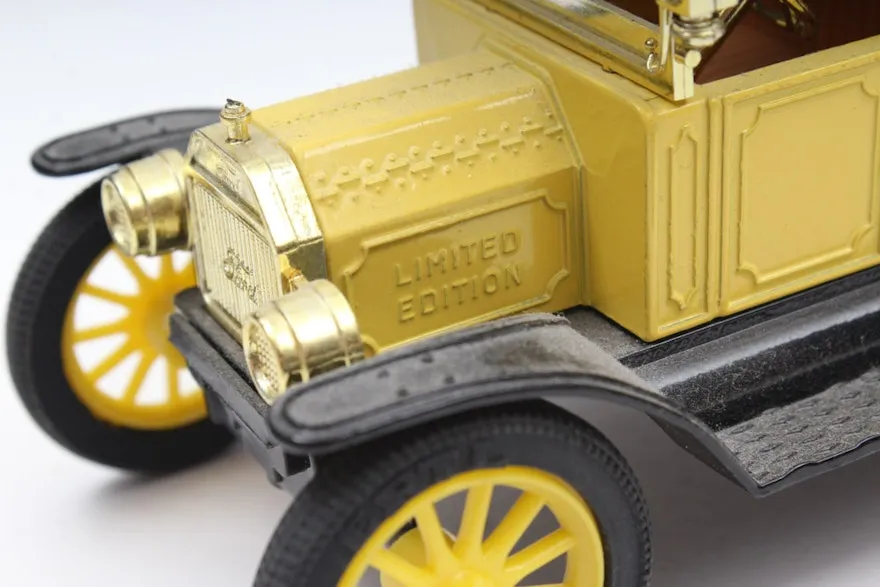 49268 ertl diecast muscle cars camaro