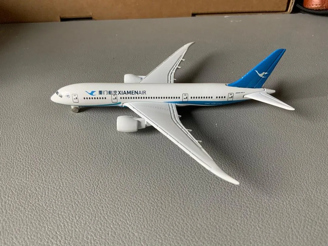 49333 diecast airplane retailers