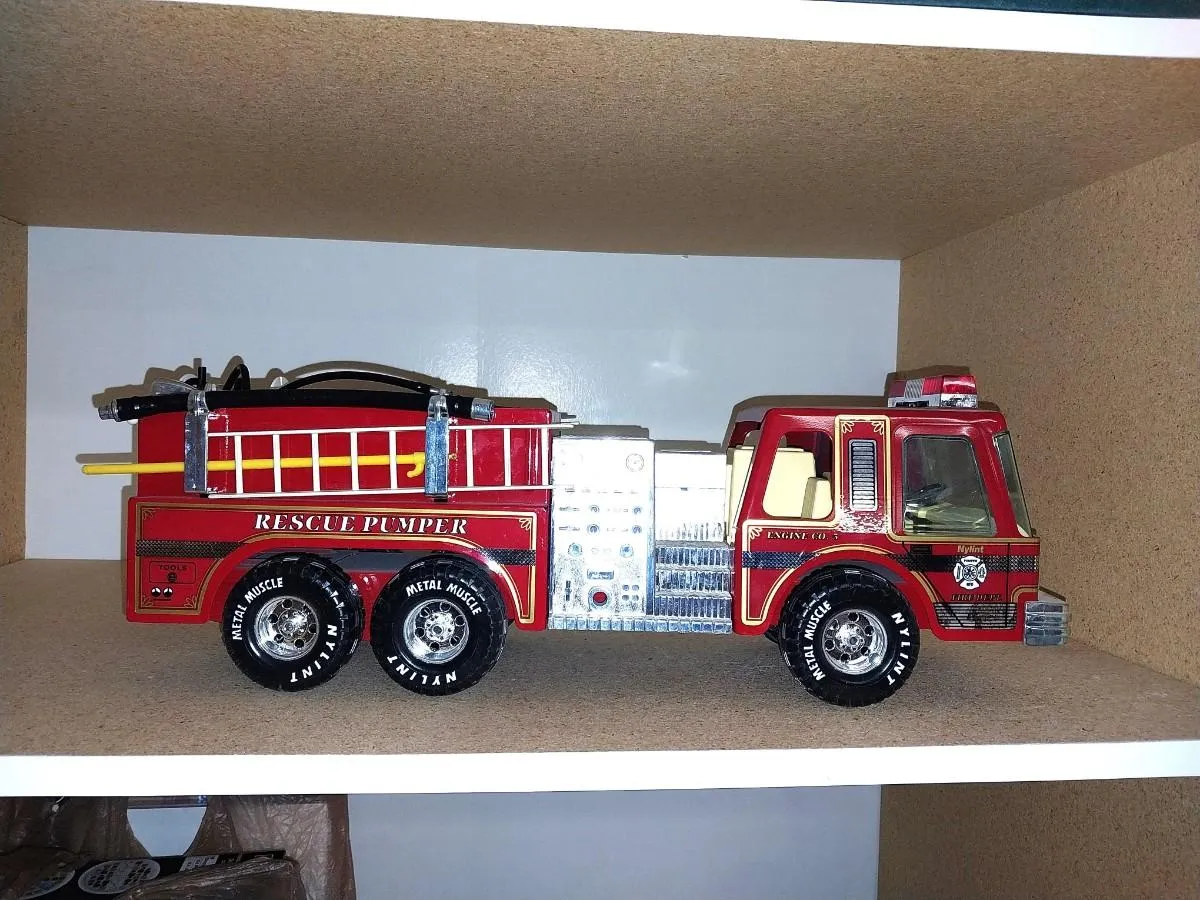 /img/49370-fire-truck-model-details.webp