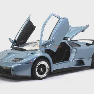 /img/49402-lamborghini-diablo-diecast-model-display.webp