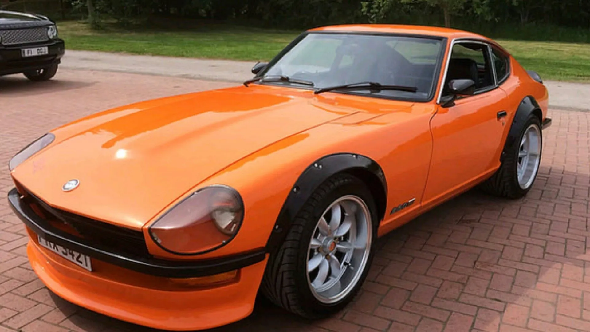 /img/49414-datsun-260z-model-care.webp