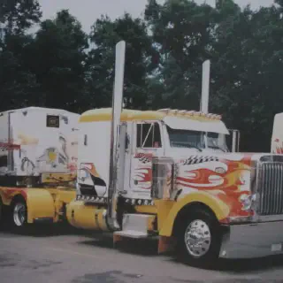 /img/49418-peterbilt-379-diecast-truck-image7.webp