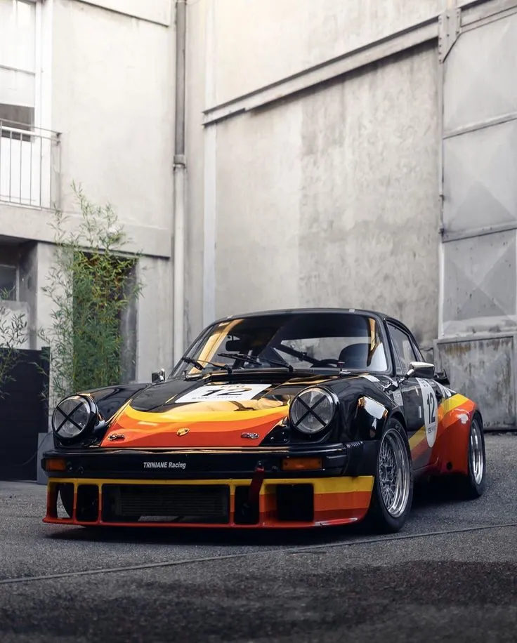 49435 porsche 930 diecast realistic interior